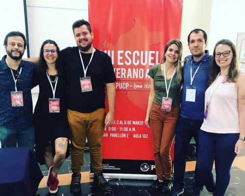 Renata Calonego, primeira à esquerda, participa da VII Escuela de Verano de ALAIC 2020